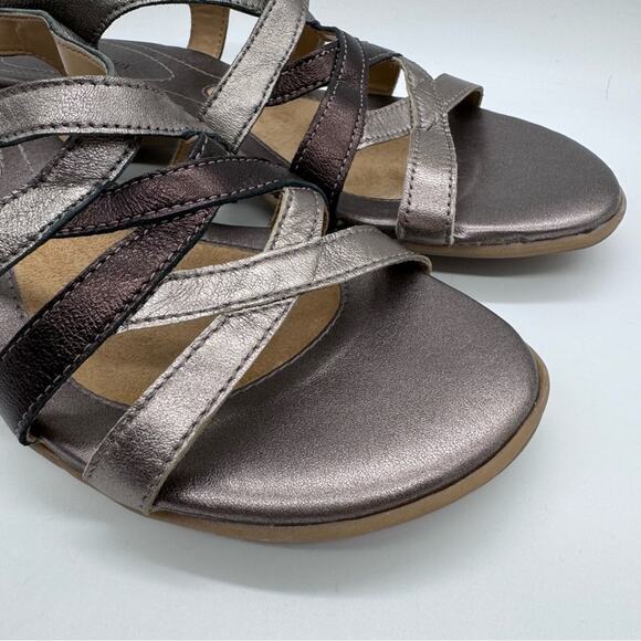 Naturalizer Cadence Metallic Strappy Sandal Bronze/Platinum 7.5 Comfort Office - Picture 3 of 12